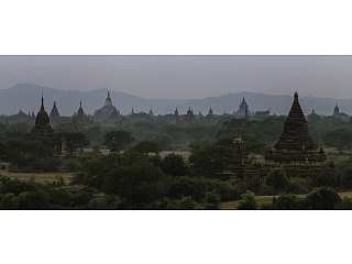 В самом центре Бирмы на берегу реки Иравади лежит мертвый город Паган. В течение двух с половиной веков (1044-1287 годы) Паган был столицей первого бирманского государства, одним из крупнейших городов...