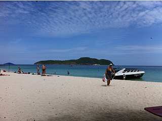 Пляж на острове Ко Пай